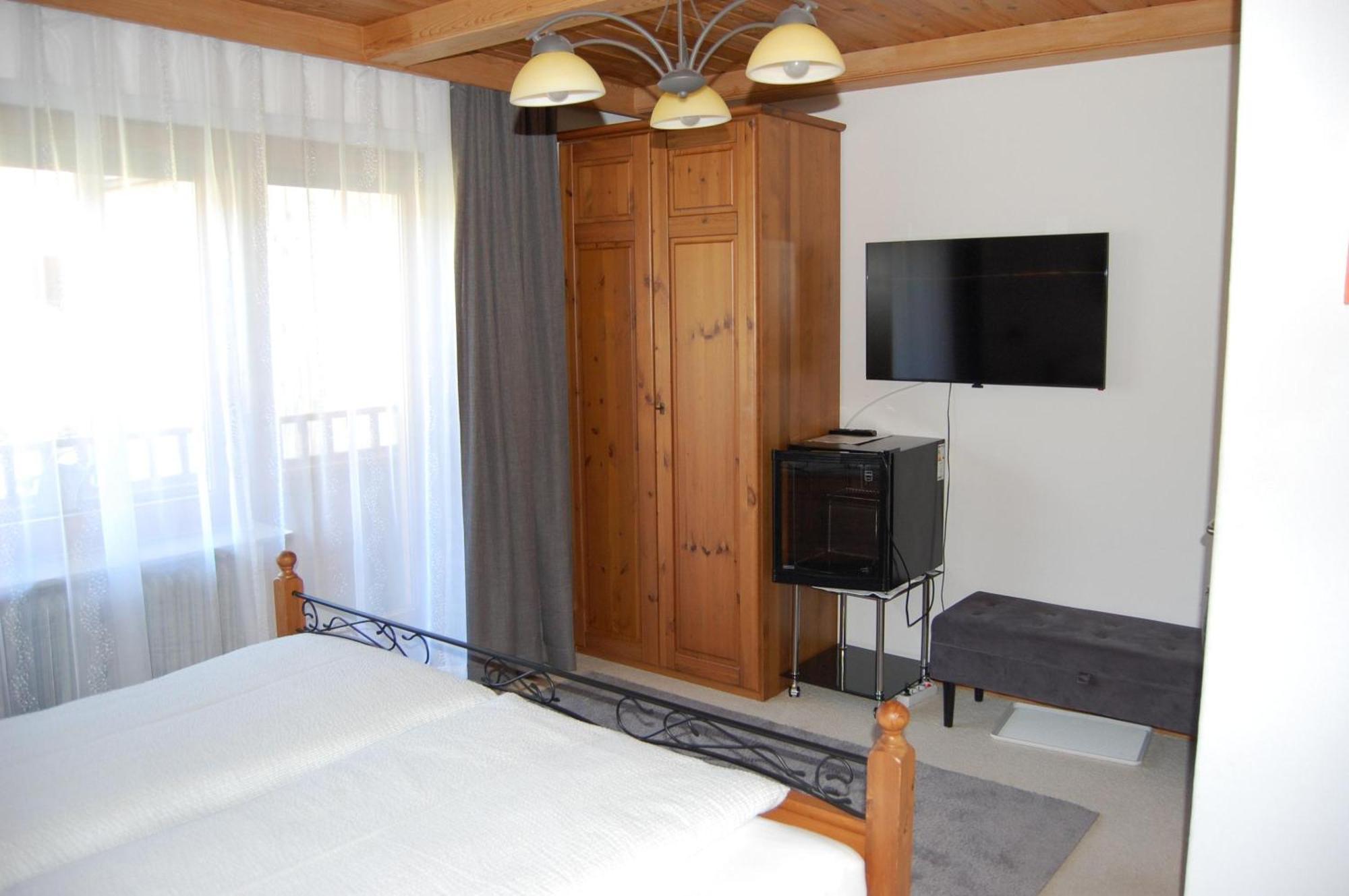 シュリッタース Haus Hager Bed & Breakfast エクステリア 写真