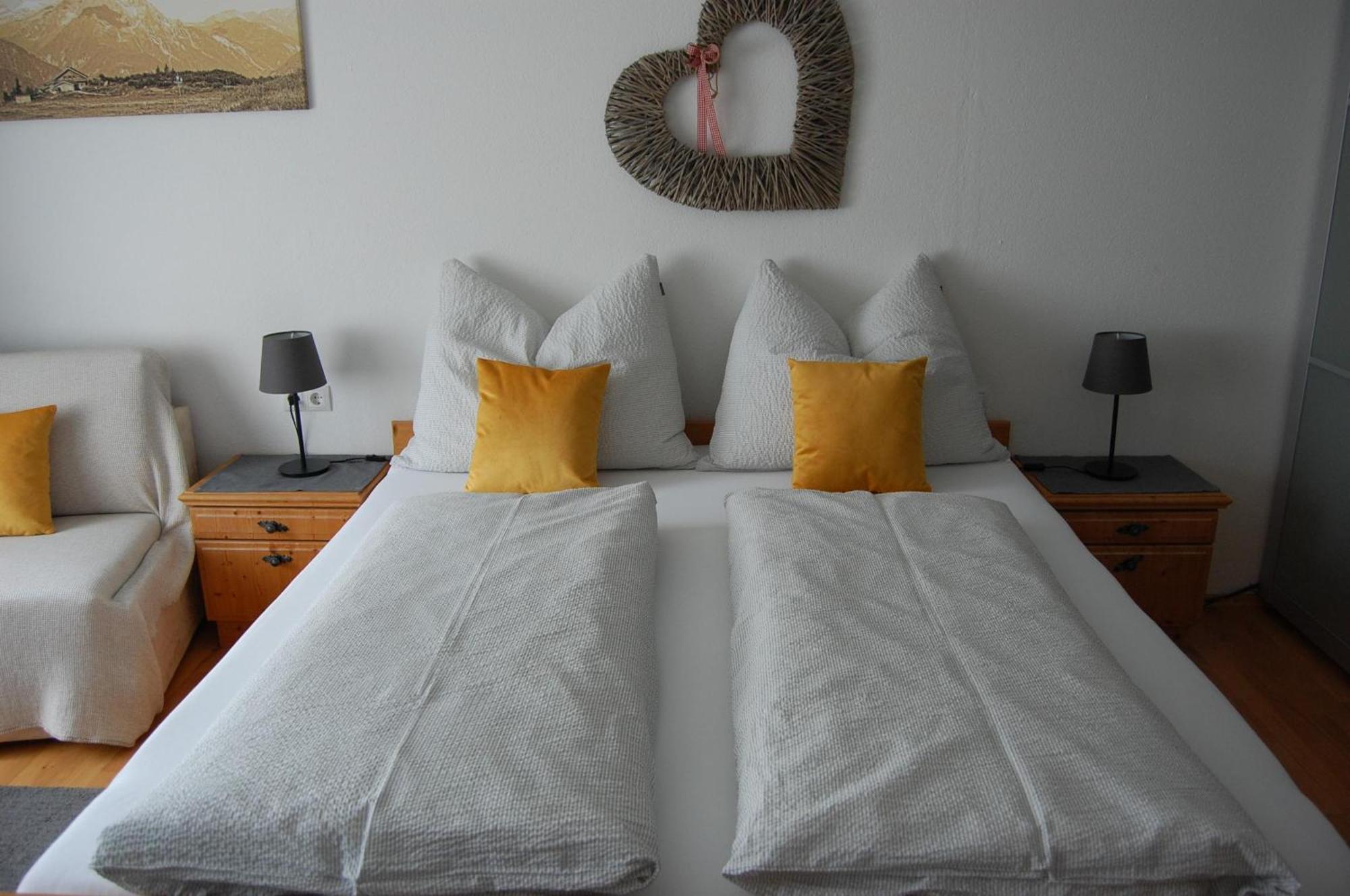 シュリッタース Haus Hager Bed & Breakfast エクステリア 写真